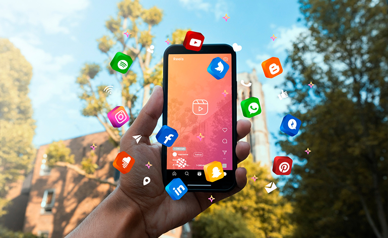 Social Media Marketing (SMM)